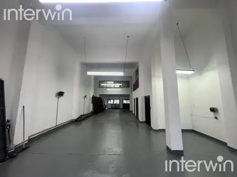 Edificio Comercial en Liniers