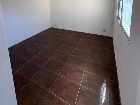 Depto Tipo Casa 3 ambientes con 1 baño