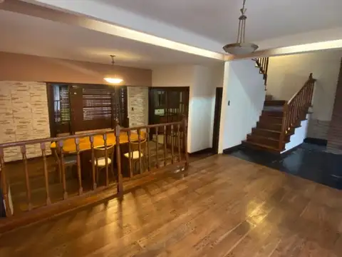 Casa en Alquiler de 3 dormitorios