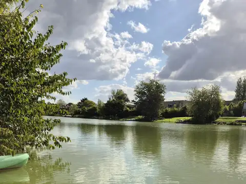Casa en Venta al Lago en Santa Barbara