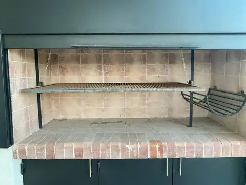 Casa en Venta en Pilar del Este - San Ramon, USD 230.000