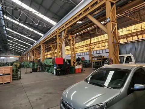 Galpon en Venta 41  mts Frente