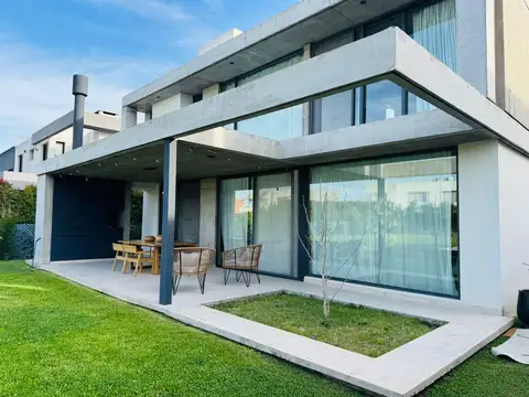 Casa en Alquiler Temporal de 3 dormitorios