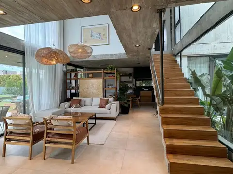 Casa en Alquiler Temporal en Villanueva, USD 5.000