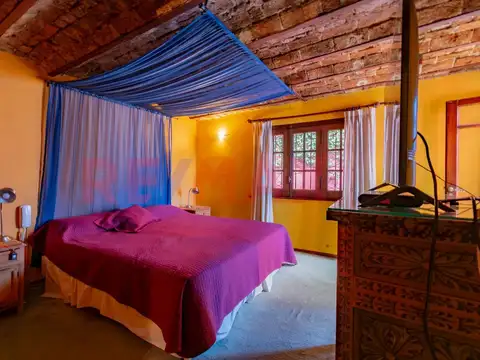 VENTA CASA 7 AMB. EN CABALLITO CON PATIO Y TERRAZA