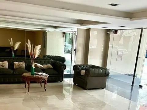 Avenida Beiro 3657 , Piso 9