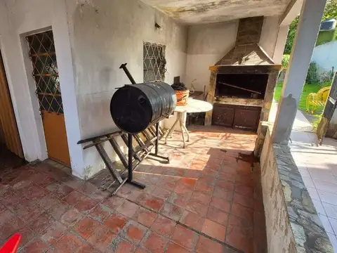VENTA CASA 3 AMB JARDIN/PILETA APTO CREDITO