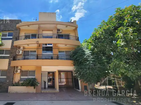 Departamento de 2 Ambientes Lindo Barrio - Colon