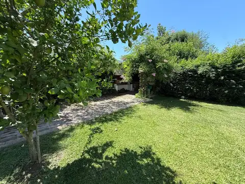 VENTA-CASA EN SAN LORENZO-OPORTUNIDAD