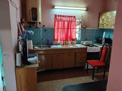 Casa 2 ambientes con 1 baño