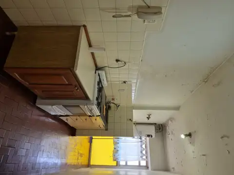 Departamento en Alquiler en Caseros, $ 680.000