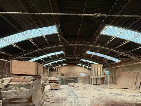 GALPON EN ZONA INDUSTRIAL EN ALQUILER