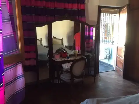 AMPLIO CHALET CON FONDO Y LOCAL CON VIVIENDA-ACEPTARÍA PROP. PARTE DE PAGO-