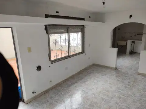Depto Tipo Casa 3 ambientes con 1 baño