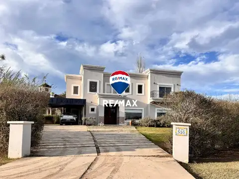 EN VENTA CASA APTA CRÉDITO CLUB DE CAMPO EL TIPAL