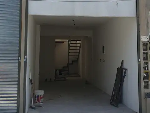 Local en Venta en Flores, USD 450.000