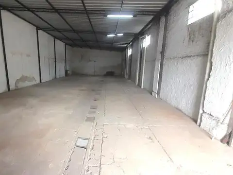 Benito Juarez al 2700 (Ov Lagos y Uriburu)