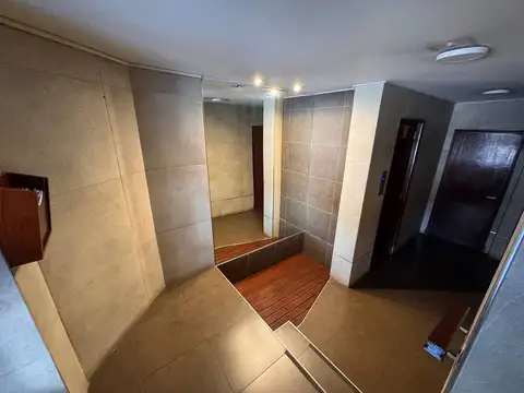 La Rioja 2600, Piso 2