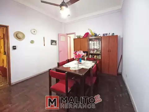 Venta Casa 4 Ambientes con Patio