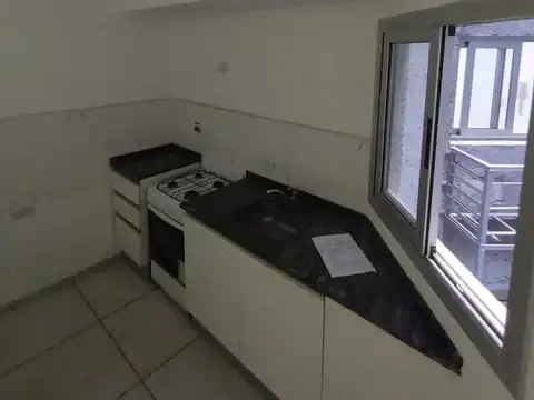 Departamento en Alquiler en Guemes, $ 400.000