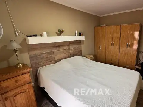 Casa con Departamento y Quincho en Cipolletti