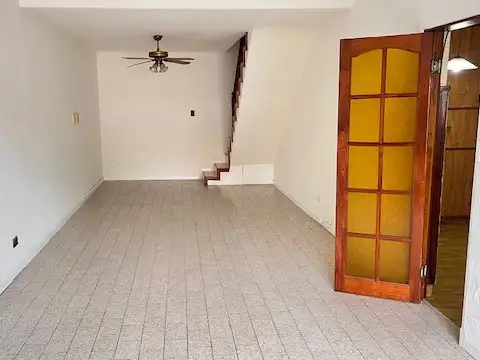Casa en Alquiler en Parque Luro, $ 900.000