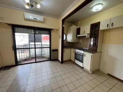 Venta Depto de 3 ambientes con cochera en Villa Dominico