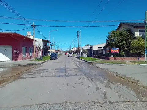 Local en Venta en Gonzalez Catan, USD 100.000