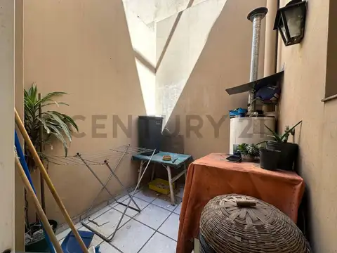 Cervantes 3000, Piso 0