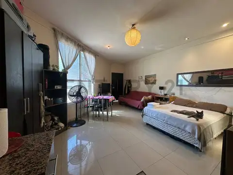 VENTA PH MONOAMBIENTE VILLA DEVOTO SIN EXPENSAS CON PATIO