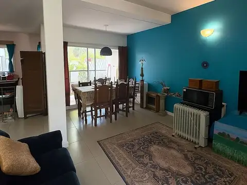 Depto Tipo Casa en Venta en Adrogue, USD 125.000