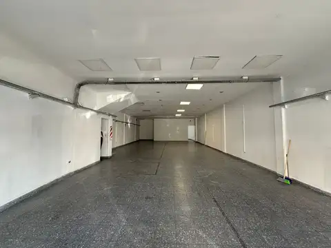 Local en alquiler en Parque Chacabuco