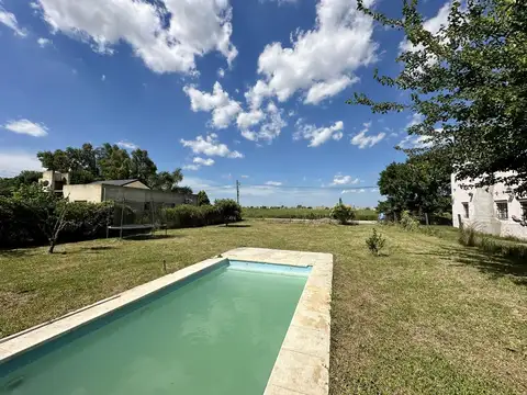 Casa 2 ambientes con 1 baño