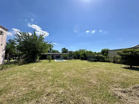 Calle 1 Osvaldo Pugliese. Lote 7, B° Aldea Suiza