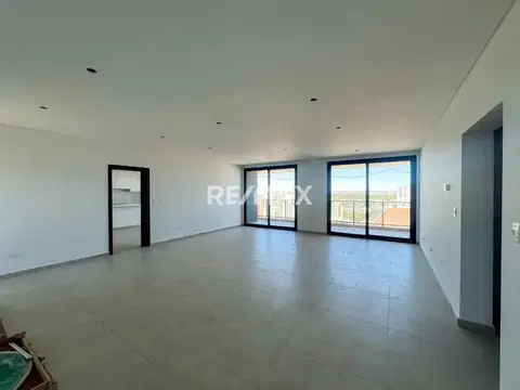 Departamento 5 ambientes con 3 baños