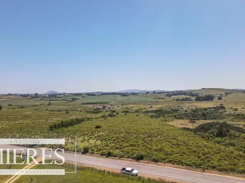 Campo de 23 ha en Ruta 12 Maldonado, Pueblo Edén