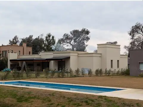 Casa en Venta en Casuarinas Del Pilar, USD 300.000