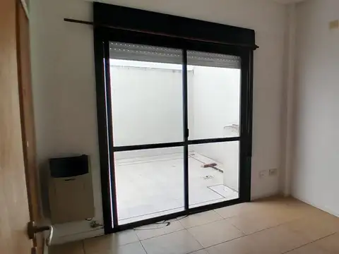 Departamento en alquiler en Villa Crespo 3amb con Patio - Posibilidad de Cochera