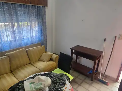 Depto Tipo Casa en Alquiler en Jose Leon Suarez, $ 500.000