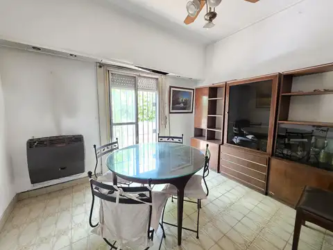 Depto Tipo Casa en Venta de 4 ambientes
