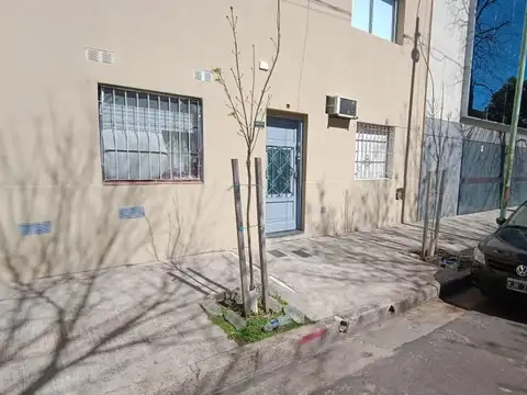 PH 2 ambientes al FRENTE. Planta.Baja -  SIN EXPENSAS.