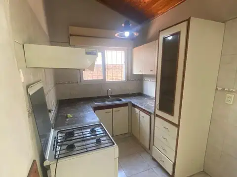 ¡Hermosa Casa en Venta en Moreno centro!
