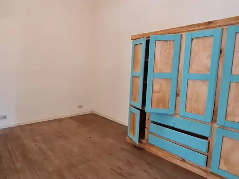 Depto Tipo Casa en Alquiler de 2 ambientes