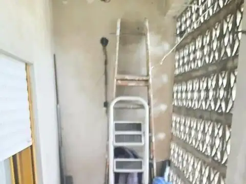 DPTO TIPO CASA A MTROS DE AV. BELGRANO