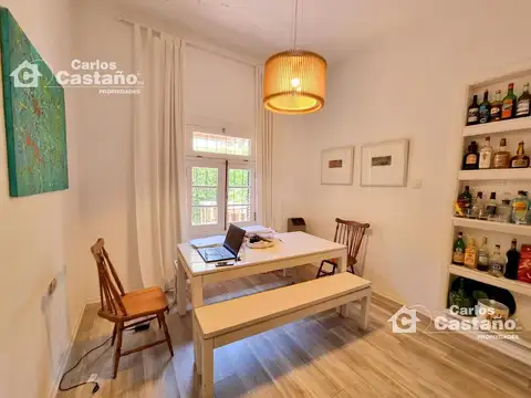 Casa 4 ambientes con 2 baños