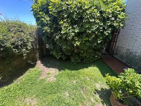 Casa Chalet  en Venta en Ciudad Jardin, Tres de Febrero, G.B.A. Zona Oeste