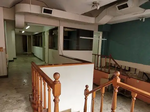 Local en Venta 51 años