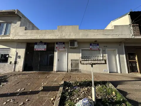 PH 3 AMB. CON PATIO TERRAZA COCHERA DOS AUTOS TODO PLANTA BAJA