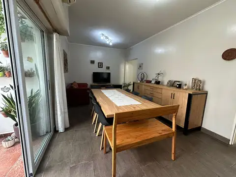 Depto Tipo Casa en Venta 60 años