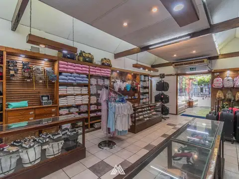 VENTA LOCAL COMERCIAL 18 DE JULIO Y VÁZQUEZ CENTRO